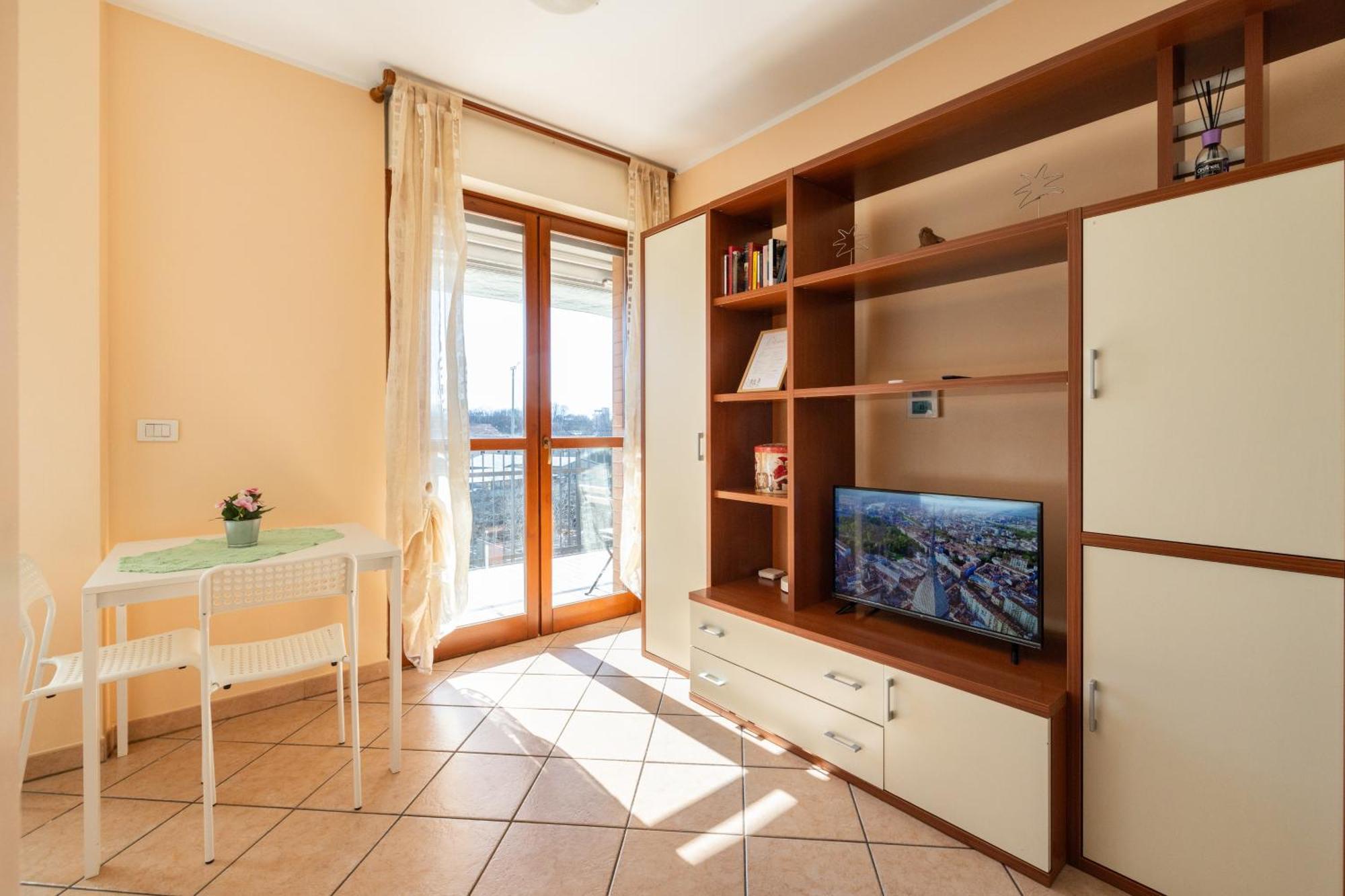 Apartament Self Checkin, Free Parking 15 Min From Center Turyn