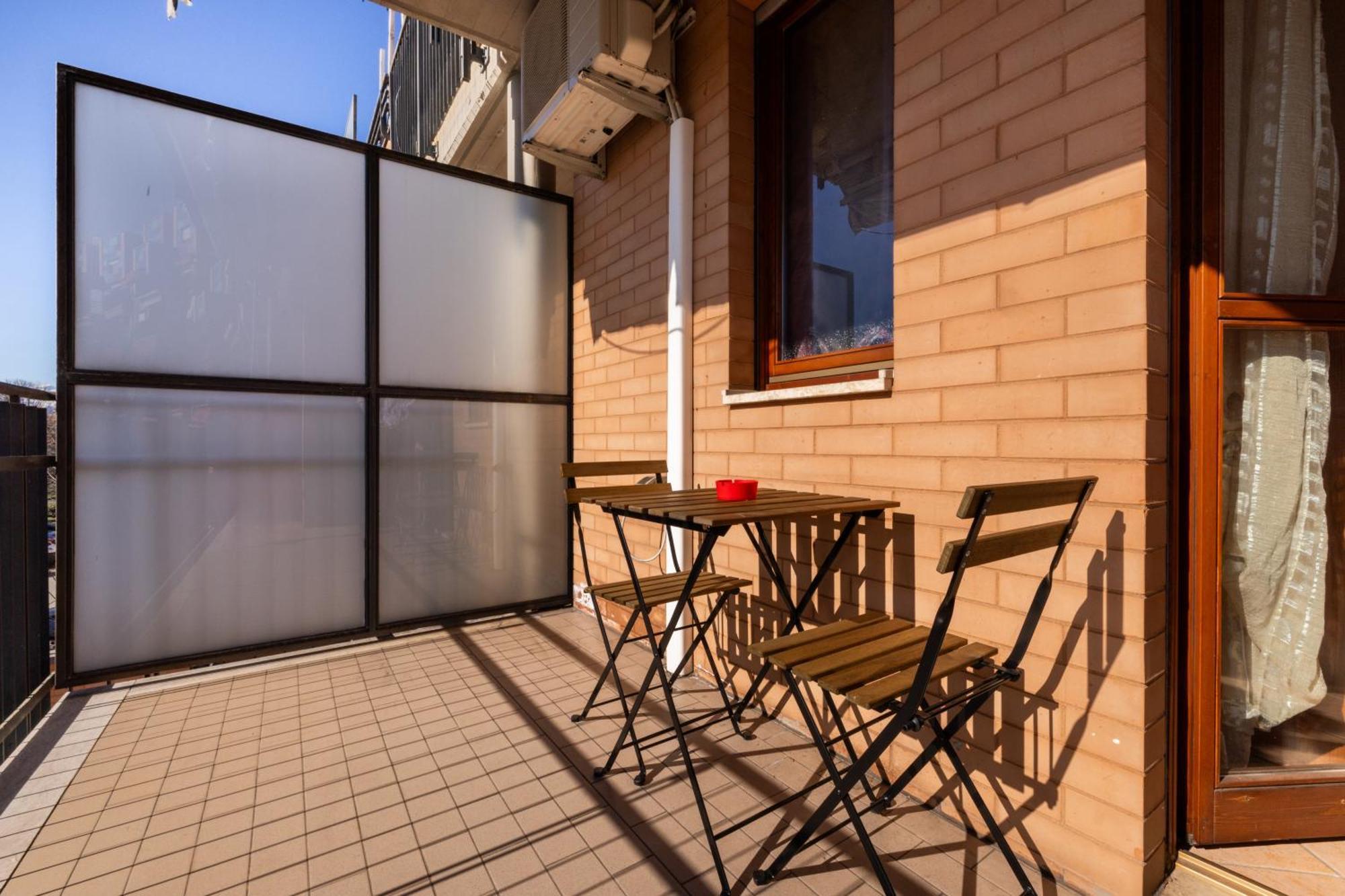Self Checkin, Free Parking 15 Min From Center Apartament Turyn